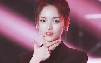 杨超越娱乐吃瓜是真的吗,真相揭秘还是捕风捉影？