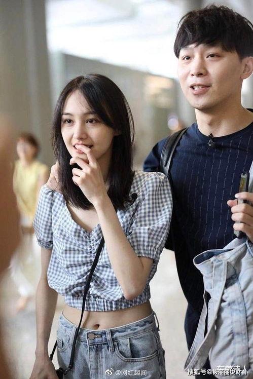 和男朋友一起吃娱乐圈瓜,与男友共享的八卦盛宴
