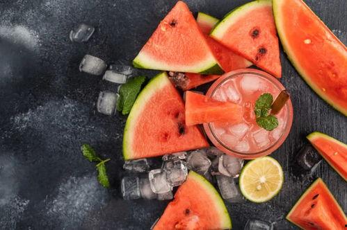 吃瓜娱乐封面怎么做的啊